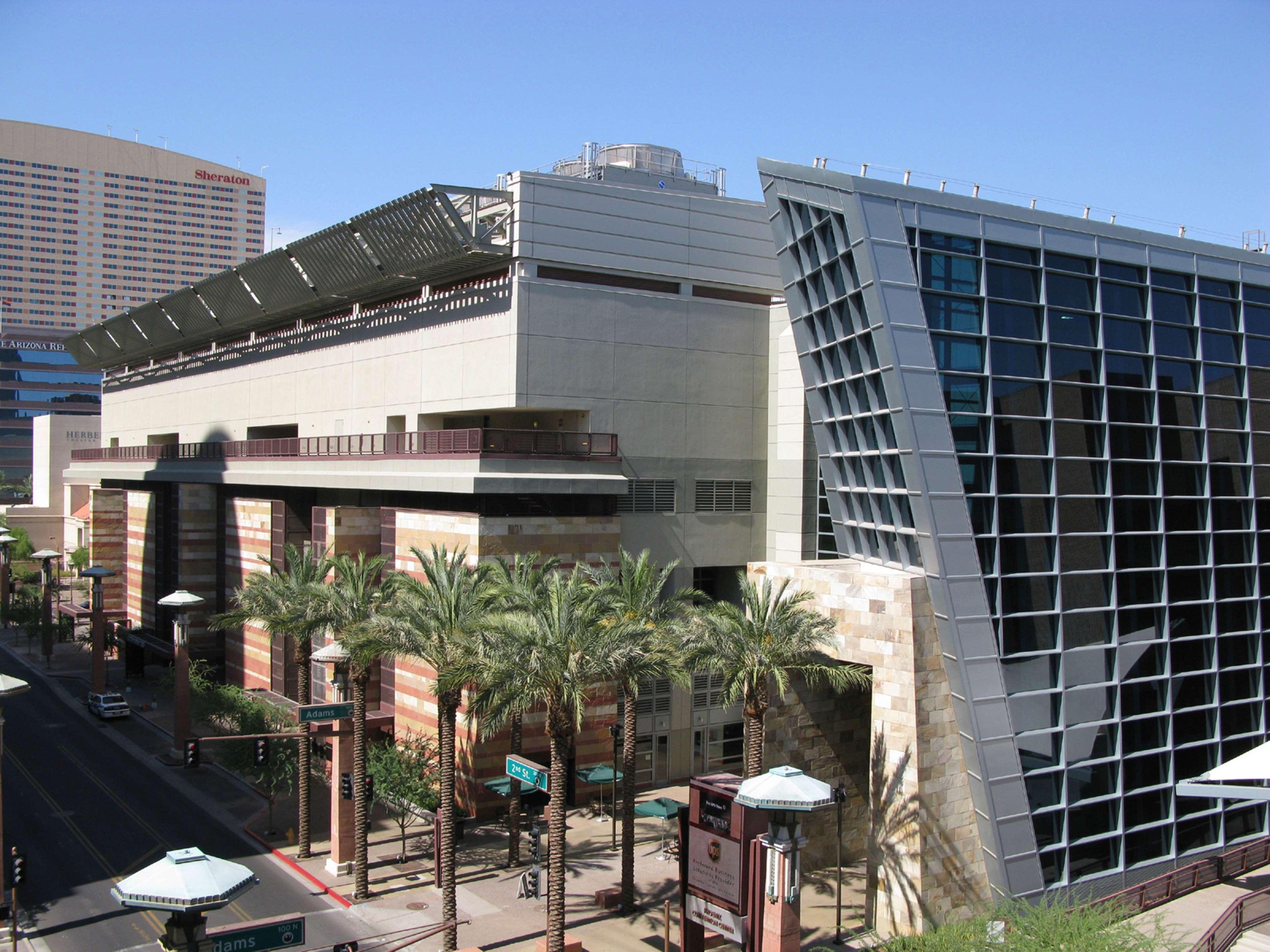 Hilton Phoenix Airport Exterior foto